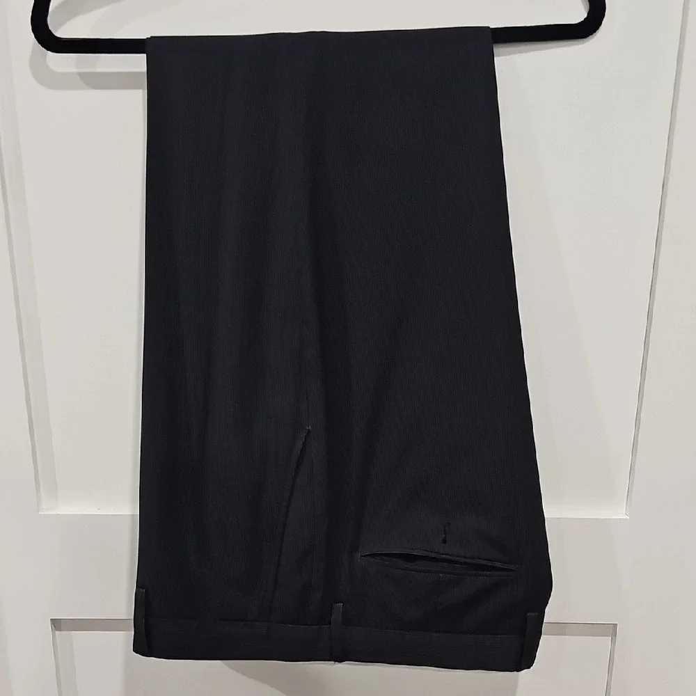 RED By Saks Fifth Avenue Black And White Pinstripe Dress‎ Pants 34x32